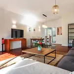Casa Da Camelia Nyaraló *